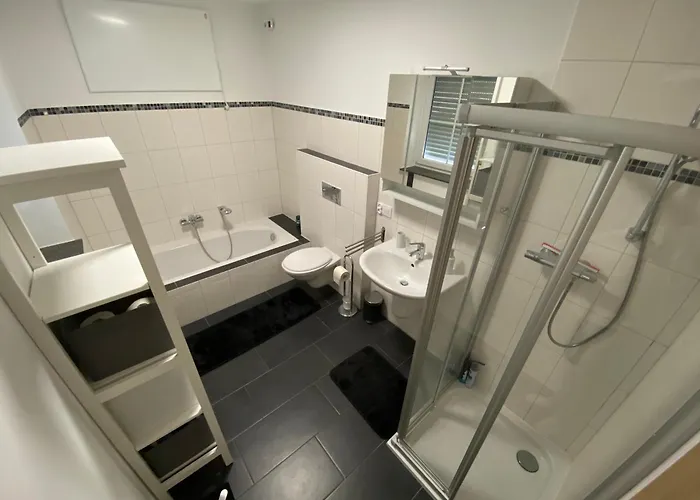 Stilvolles - Mit E-auto Lademoeglichkeit *